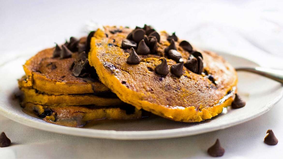 Veganske ameriške palačinke z bučo